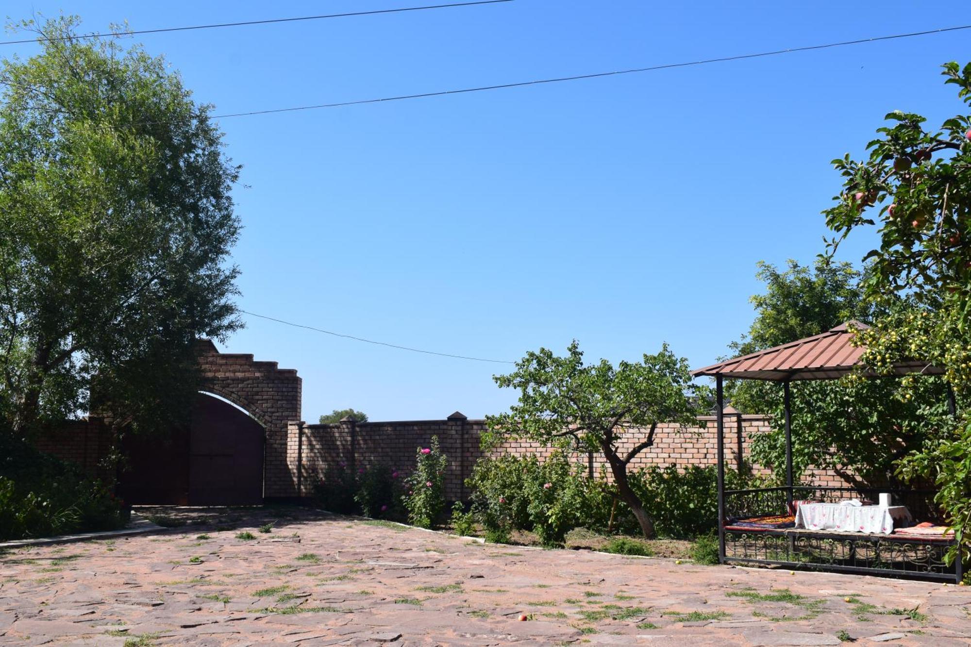 Taj Altyn Hotel Kaji-Say Exterior photo